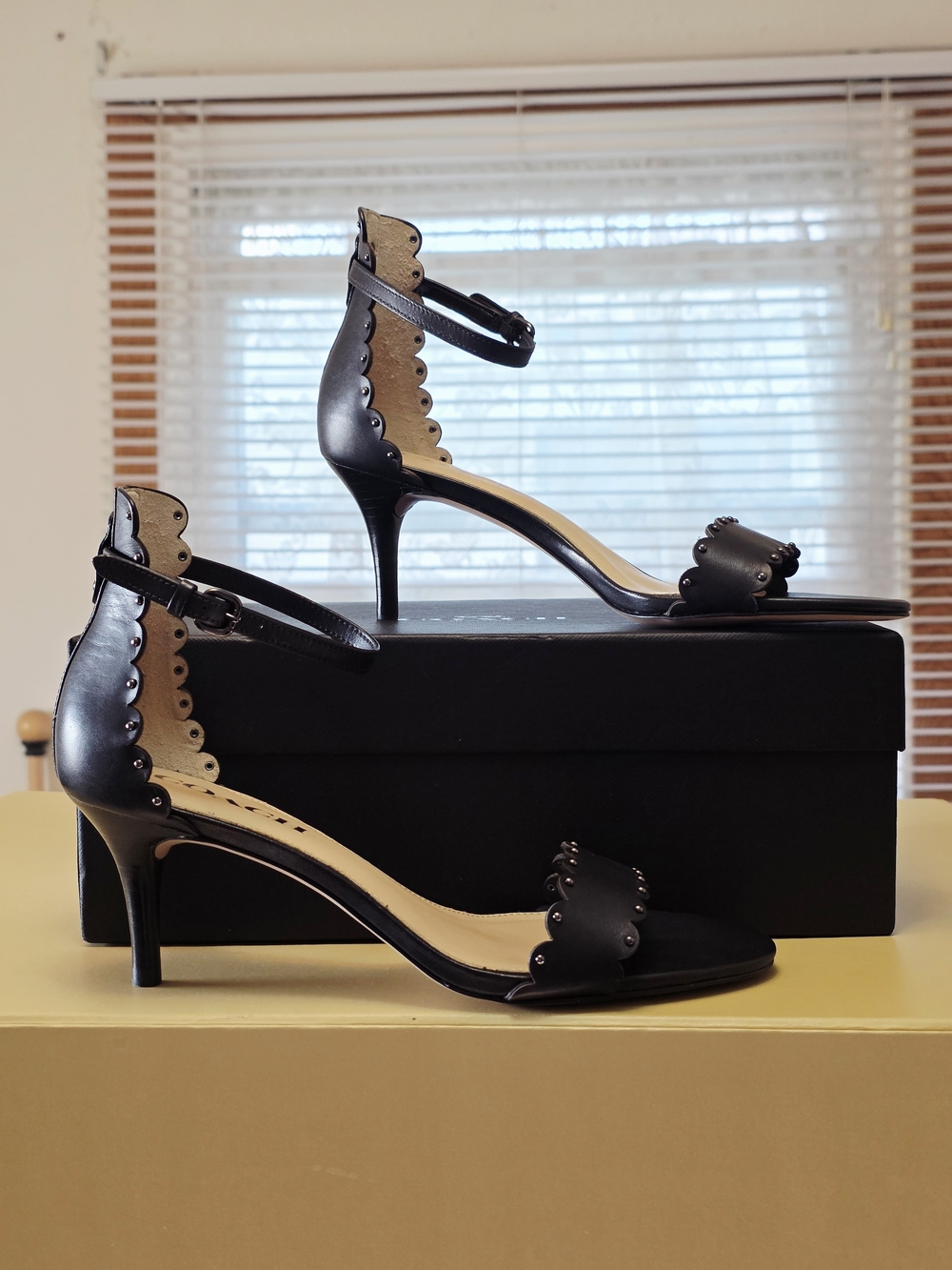 COACH Monica Soft Shine Calf Heel In Black Size 7M